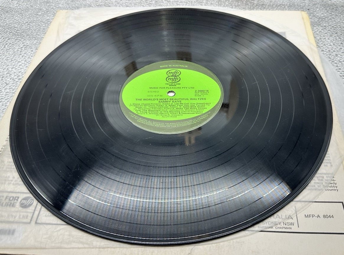 Australian Style Record In Good Condition 6960