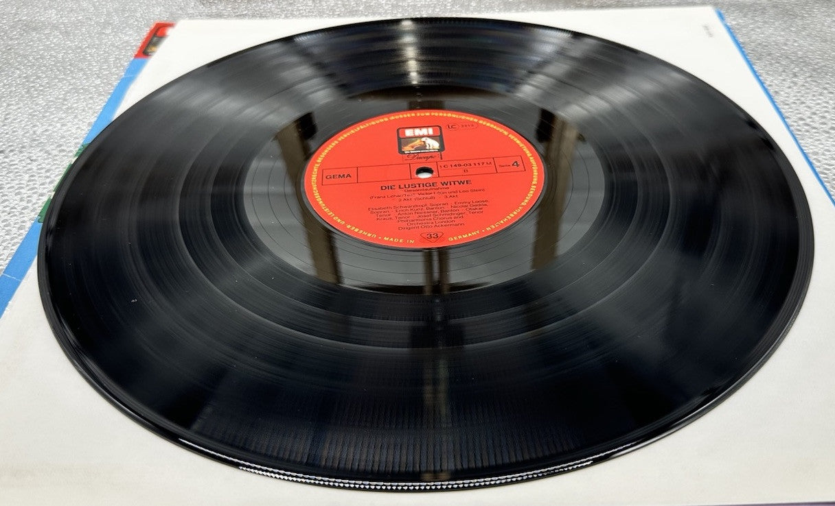 Die Lustige Witwe - Gesamtaufnahme Record In Good Condition 6998
