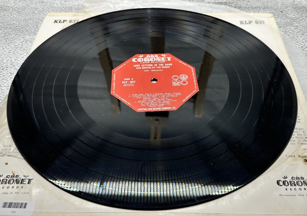 Love Letters In The Sand : Ken Griffin At The Organ Record In Good Condition7360