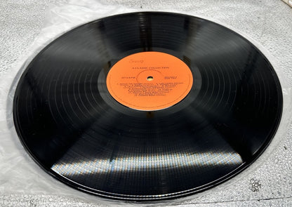 A Glorious 5 Record Set A CLASSIC COLLECTION Record In Good Condition 7289