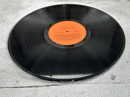 A Glorious 5 Record Set A CLASSIC COLLECTION Record In Good Condition 7289