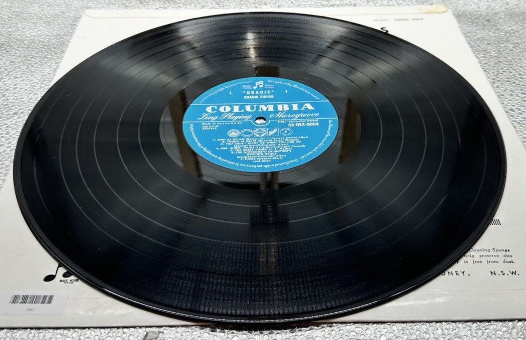 Gracie : Gracie Fields Record In Good Condition 7367
