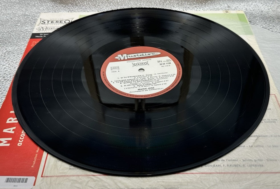 Marie-José – Roses Blanches De Corfou Record In Good Condition 6644