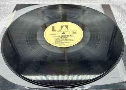 Shirley Bassey - Live At Carnegie Hall Record In Good Condition 6792