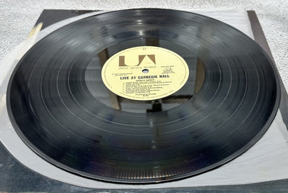 Shirley Bassey - Live At Carnegie Hall Record In Good Condition 6792