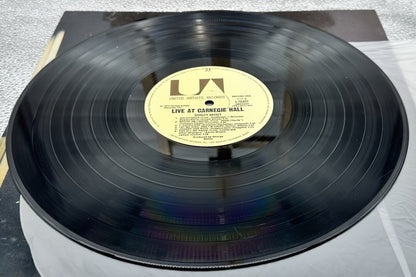 Shirley Bassey - Live At Carnegie Hall Record In Good Condition 6792