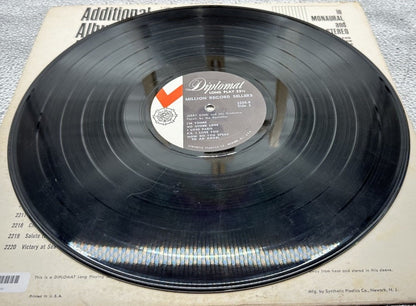 Jerry King And His Orchestra Play The Gold Record In Good Condition 7581