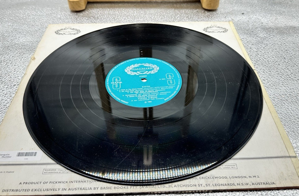 Pierre Simone Et Son International Cafe Orchestre – Bistro! Record In GC 6766