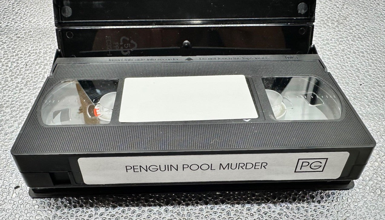 Penguin Pool Murder : RKO Classic Collection VHS Tape In Good Condition 8936