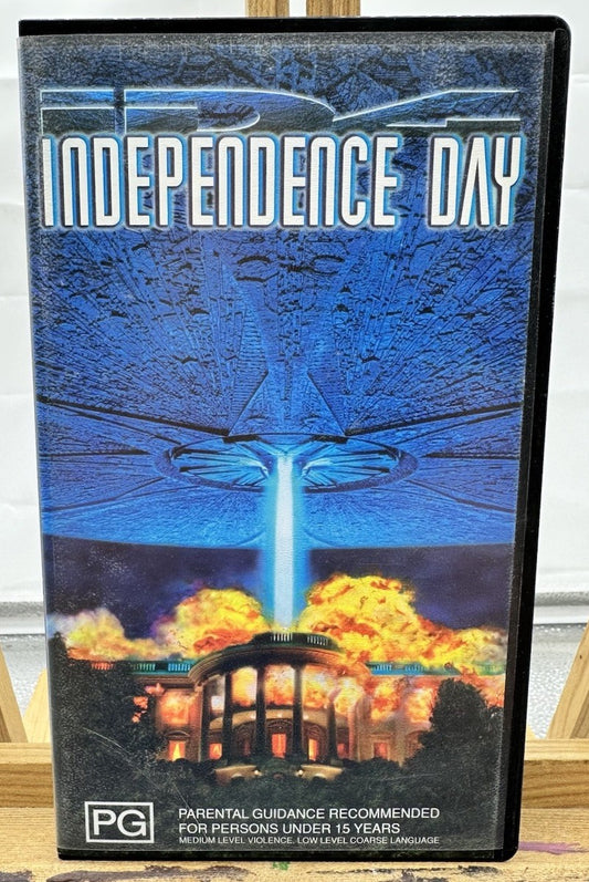 Independence Day VHS Tape In Good Condition 8906