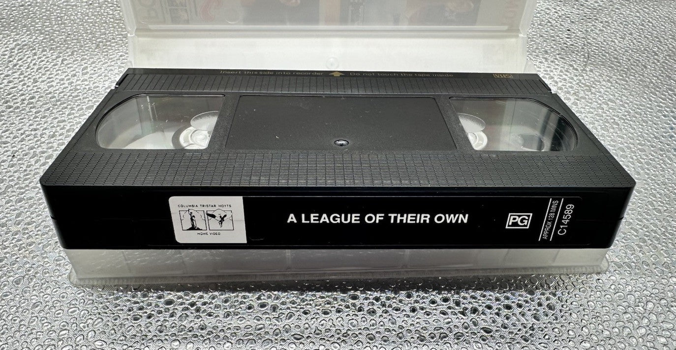 A League Of Their Own : Tom Hanks / Madonna VHS Tape In Good Condition 8890