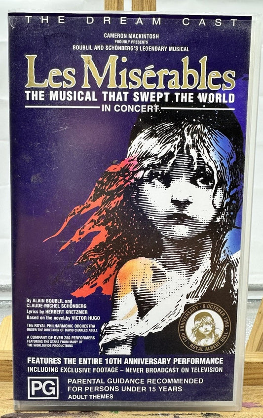 Les Misérables In Concert VHS Tape In Good Condition 8922