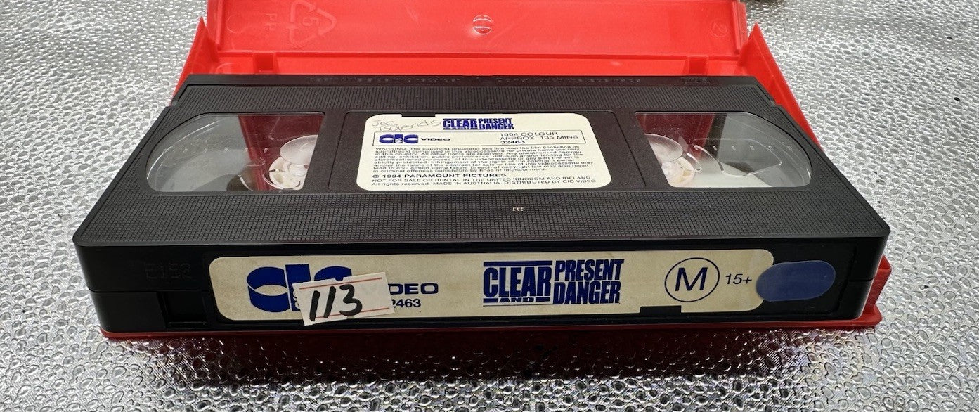 Clear And Present Danger : Harrison Ford VHS Tape In Good Condition 8900