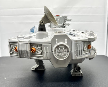 STAR WARS MILLENIUM FALCON SPACESHIP 2001 Hasbro C-060A  (8803)