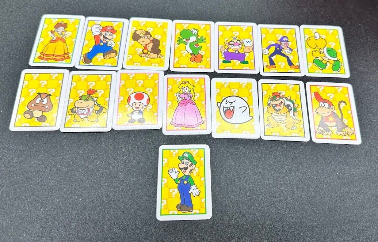 Super Mario Top Trumps Match-The Crazy Cube Game (2017)- Ages 4+ Nintendo 8651