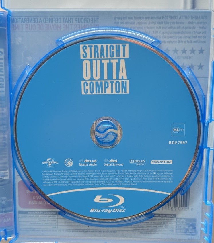 Straight Outta Compton Blu-Ray In Good Condition 5989