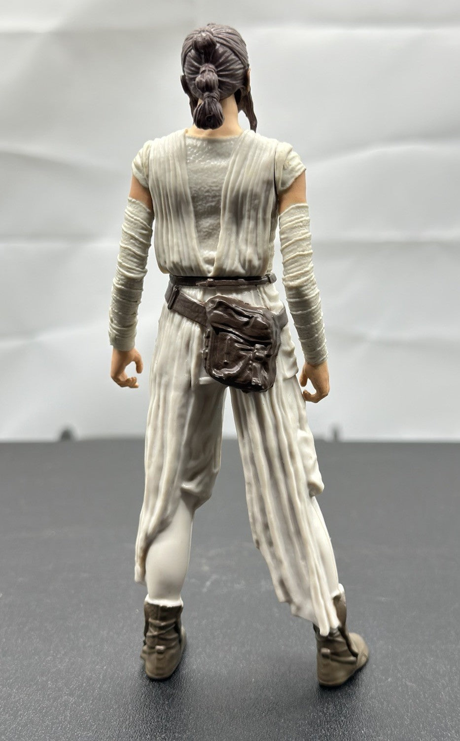 Hasbro Star Wars Rey Action Figure 15cm Tall (The Force Awakens) 8647