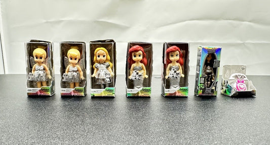 ZURU Surprise Mini Brands Disney 100th Platinum Anniversary In Good Cond 8392