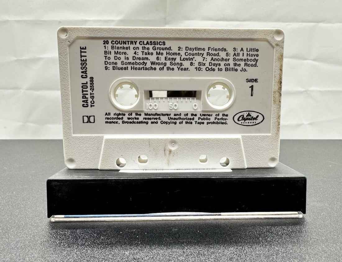 20 Country Classics Cassette Tape In Good Condition 7969