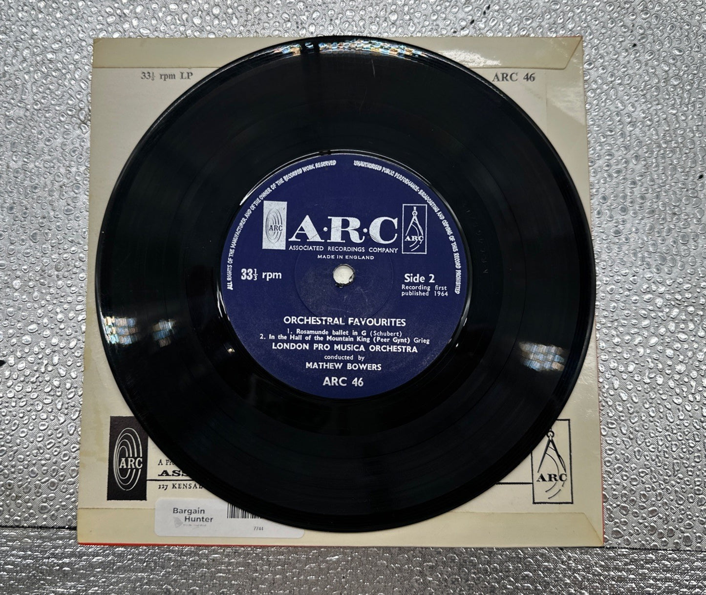 Orchestral Favourites 7” Record In Good Condition 7744