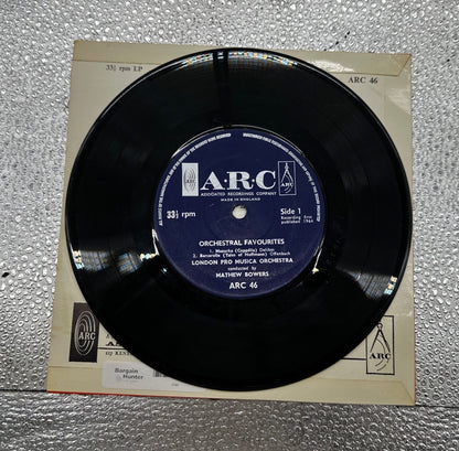 Orchestral Favourites 7” Record In Good Condition 7744