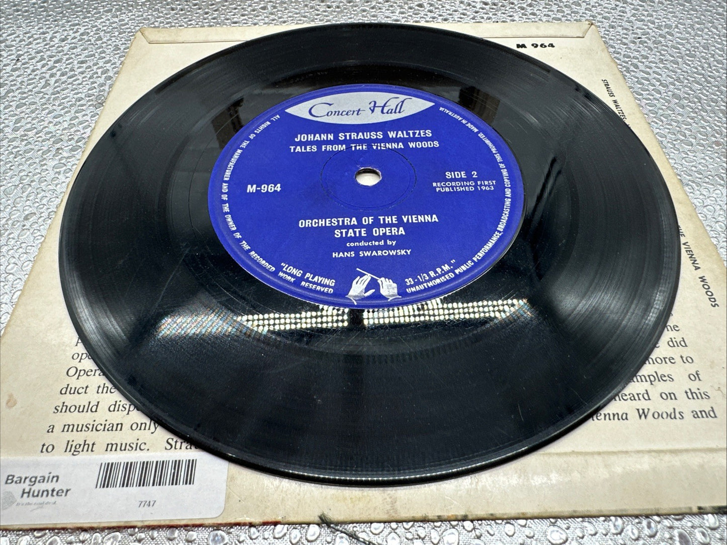 Strauss Waltzes - Voices Of Spring 7” Record In Good Condition 7747