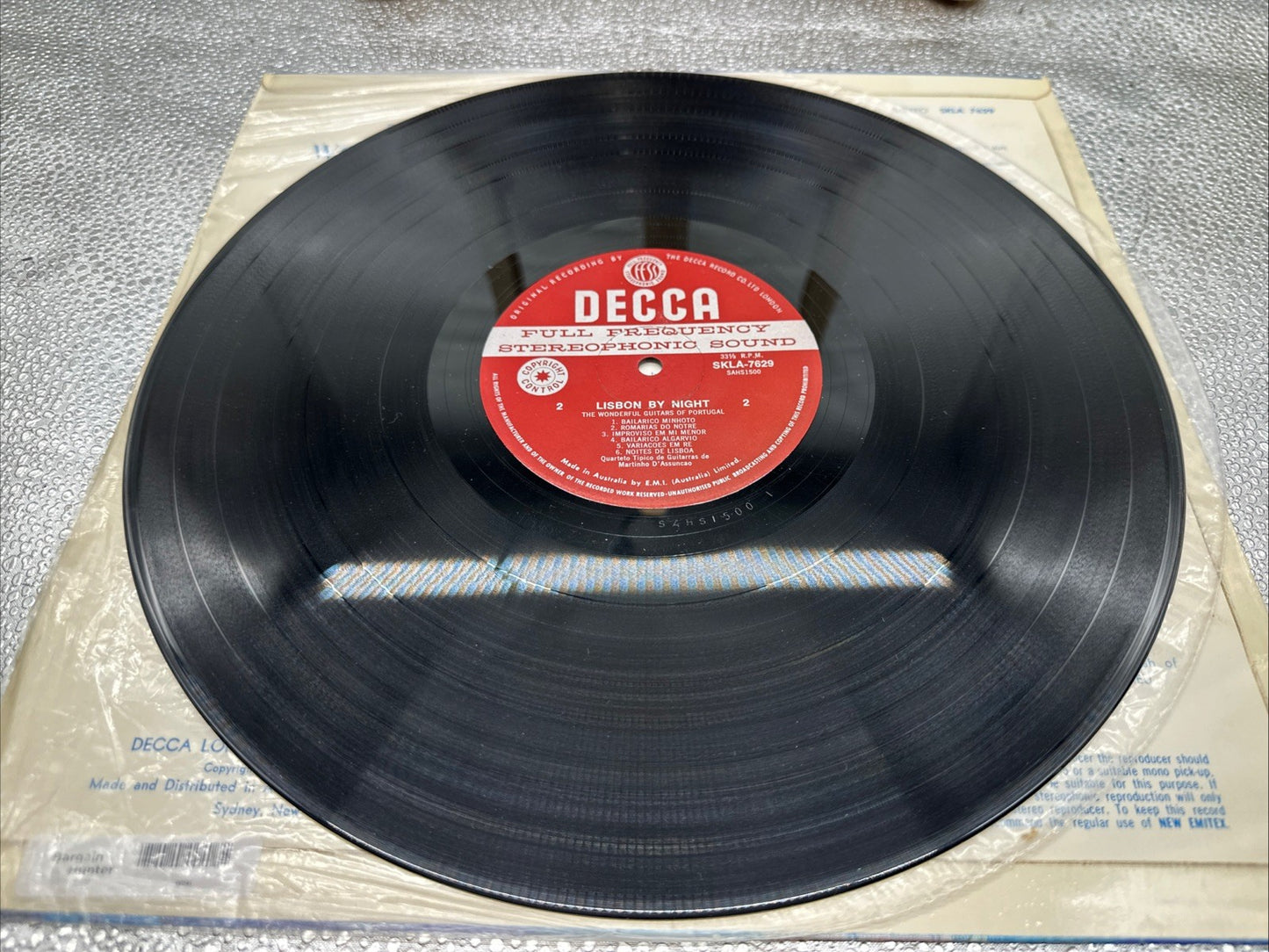 WONDERFUL GUITARS OF PORTUGAL LP - Lisbon By Night Record In Good Condition 6696