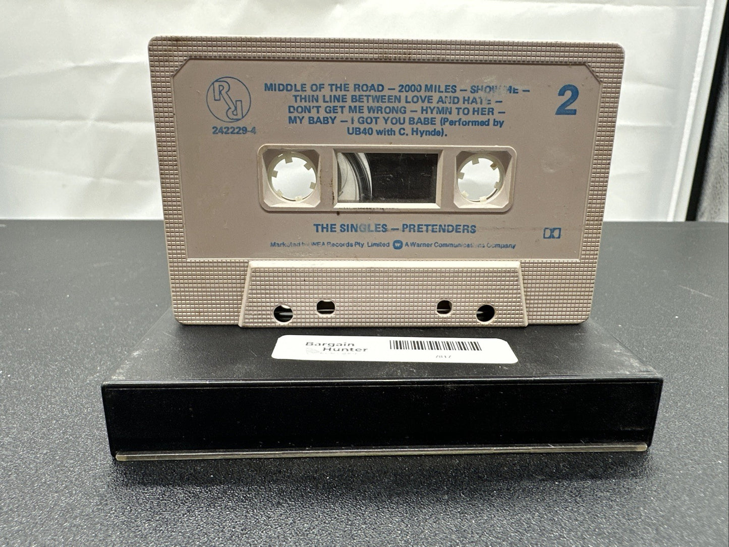 The Singles - Pretenders Cassette Tape In OK Condition 7817