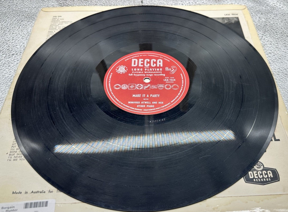 Make It A  Party Winifred Atwell Record In Good Condition 7035