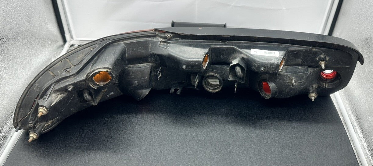 Toyota Soarer Series 1 Tail Light Right Drivers Side JZZ30 SC300 SC400 Lamp 6051