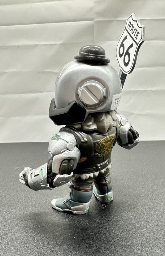 Overwatch - B.O.B. Sliver Metallic 6" Super Sized Pop! Vinyl Figure In GC 9246