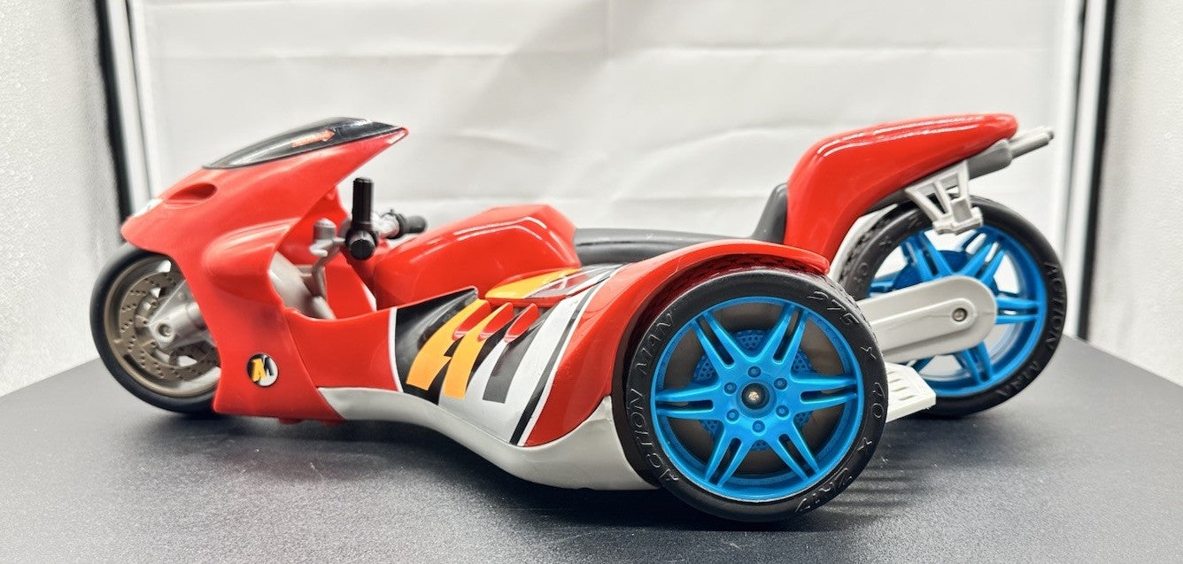 Action Man 2000 Motor Bike Moto / Missile-Tilt Racer In Good Condition 9111