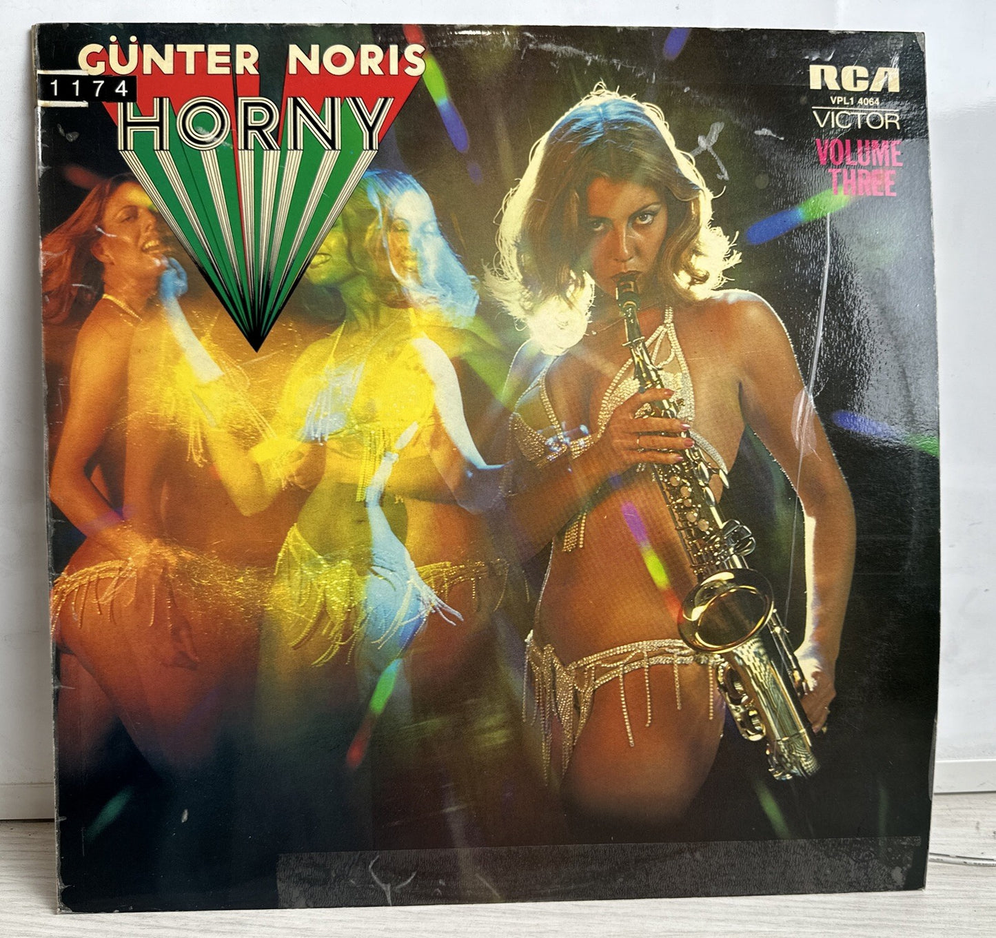 Gunter Noris - Horny Volume Three - 12" Record 4240