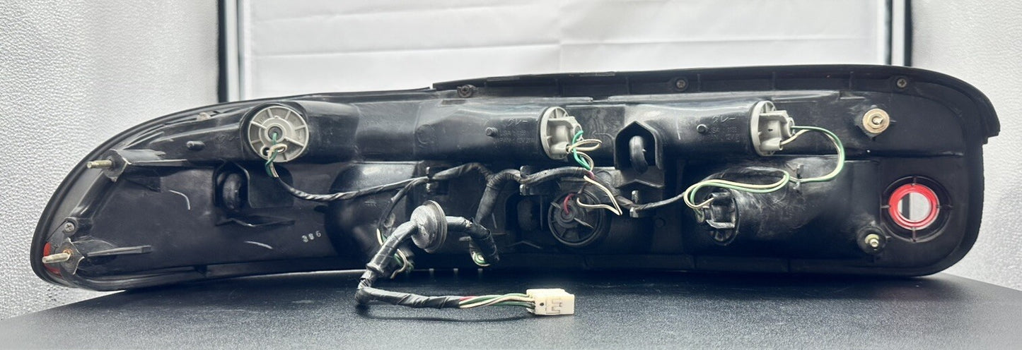 Toyota Soarer Series 1 Tail Light Right Drivers Side JZZ30 SC300 SC400 Lamp 6040