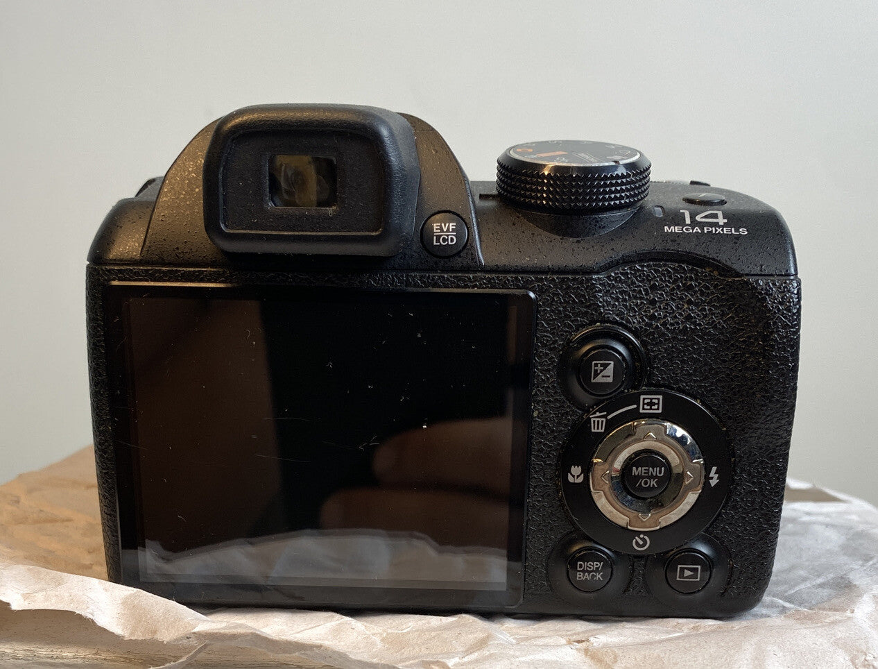 Fujifilm Finepix S3300 Camera In Good Condition 4108