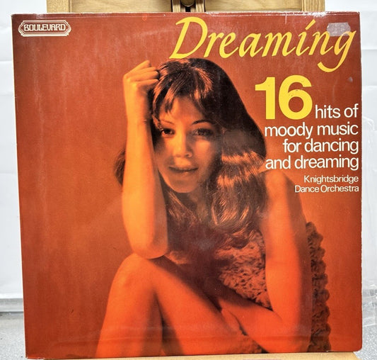 Dreaming  16 Hits Of Moody Music Record In Good Condition 7425