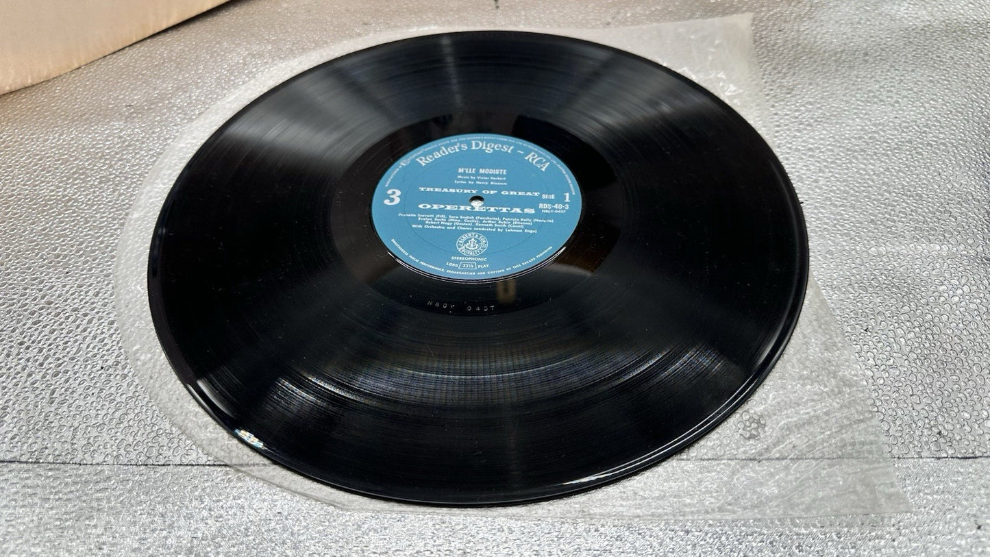 Reader's Digest Treasury Of Great Operettas Record In OK Condition 7677