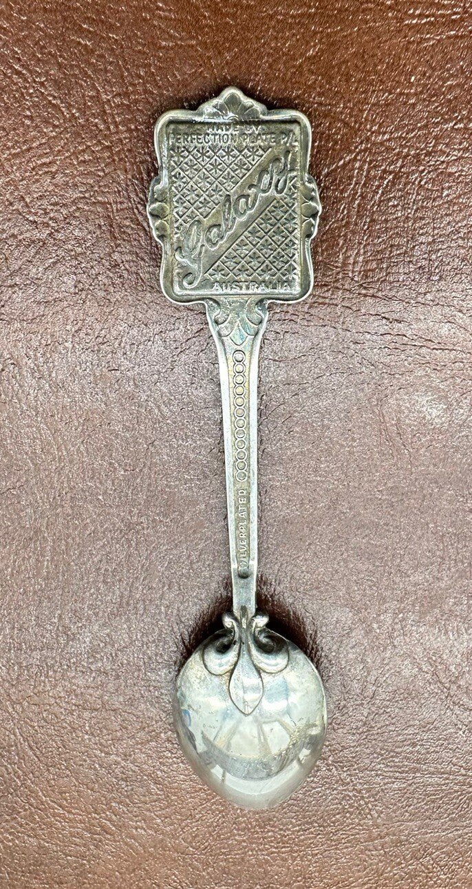 Souvenir Spoon Eildon Deer Park Victoria , silver plated, Collectors In OK Cond