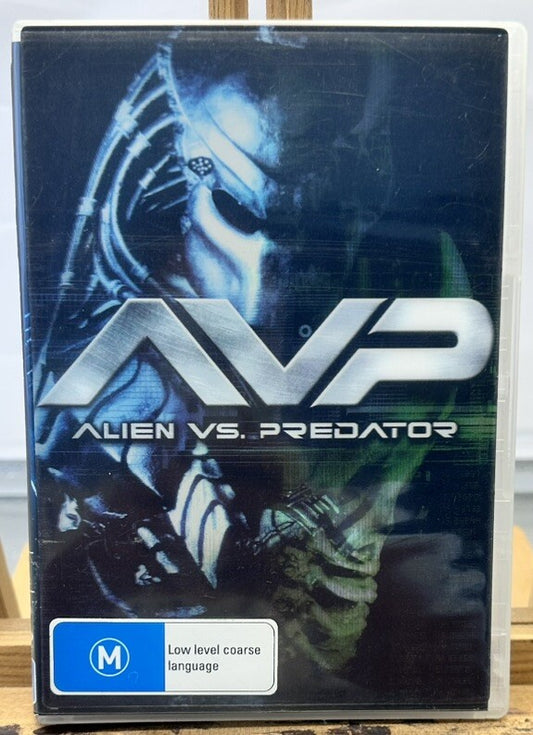 AVP Alien Vs. Predator DVD Two Disc In Good Condition 934