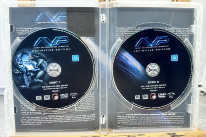 AVP Alien Vs. Predator DVD Two Disc In Good Condition 934