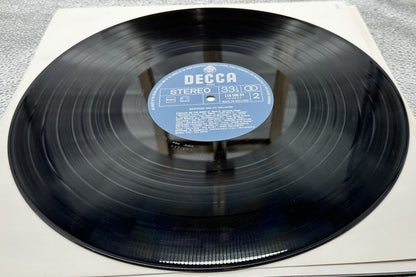 The World Of Mantovani Record In Good Condition 6731