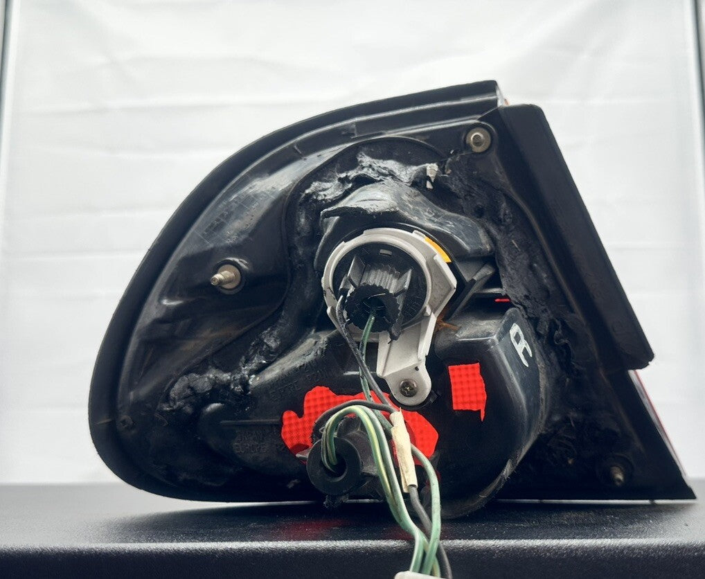 NISSAN PULSAR N15 HATCHBACK S1 5DR 8/95-2/98 TAIL LIGHT - RIGHT SIDE 6056
