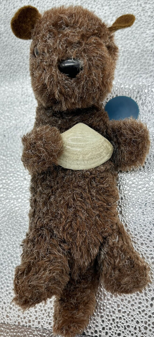 R.Dakin Pillow Pets 1975 Vintage Sea Otter w/ Shell Plush Bean Bag Stuffed Toy