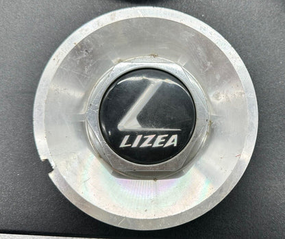 LIZEA Center Cap Wheel Cap Cover One Missing Back Plate Good For Display 8189
