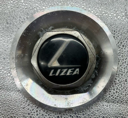LIZEA Center Cap Wheel Cap Cover One Missing Back Plate Good For Display 8189