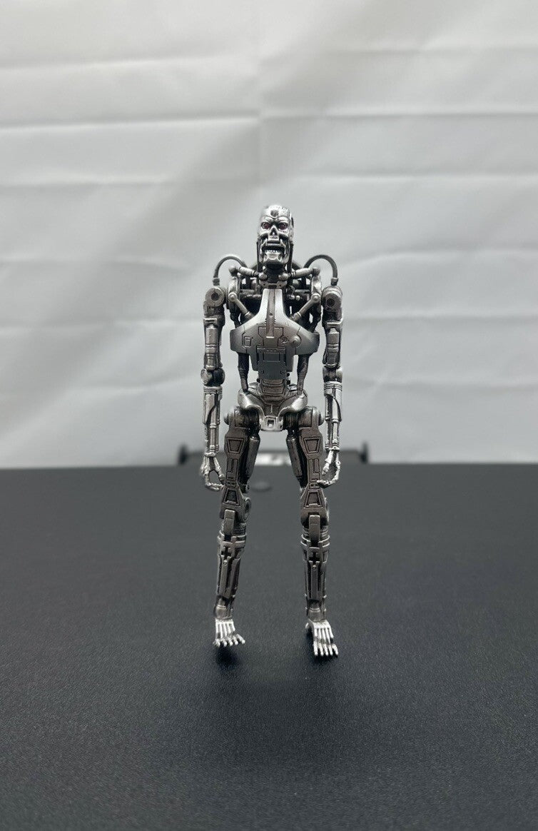 Terminator 2 Judgement Day T-800 Endoskeleton Movie Toy 2009 Playmates