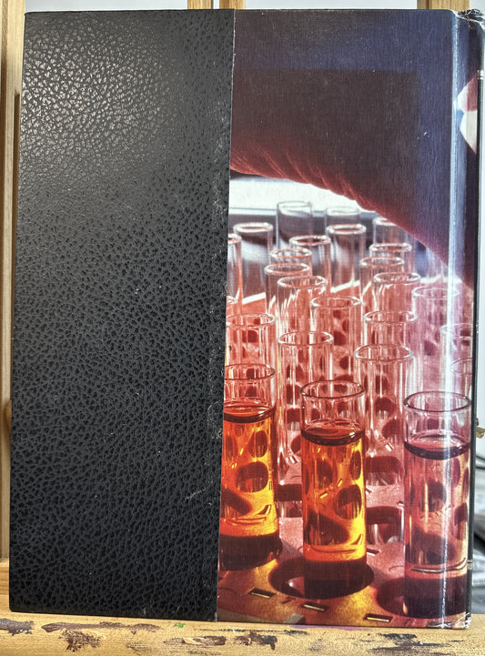 Chemistry Today The World Book Encyclopedia Of Science In Good Condition