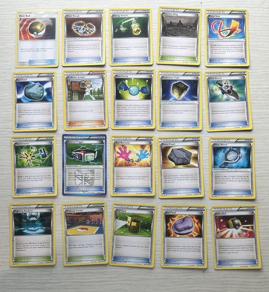 20 X Pokemon Trainer Cards Collection Random Years & Series 6388