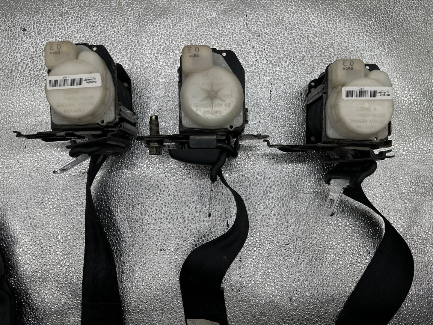 Nissan ER34 Skyline 4-Door Rear SeatBelt Set of 3 NSB053NK067 NSB053NK069(9132)