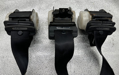 Nissan ER34 Skyline 4-Door Rear SeatBelt Set of 3 NSB053NK067 NSB053NK069(9132)